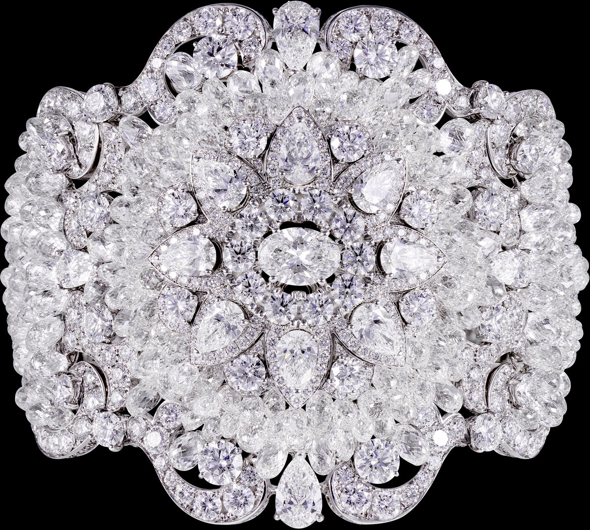 Classic briolettes diamond cuff by Orlov Jewelry